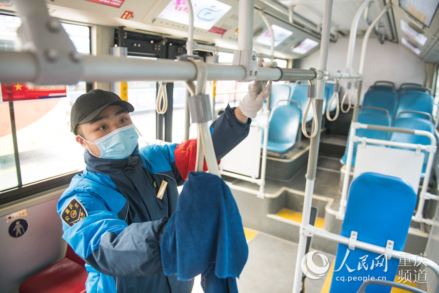 1��28�����ؑc�ɽ�����820�����{�T��܇���ȷ��ֵ����c��λ�M�������坍�� �u���z