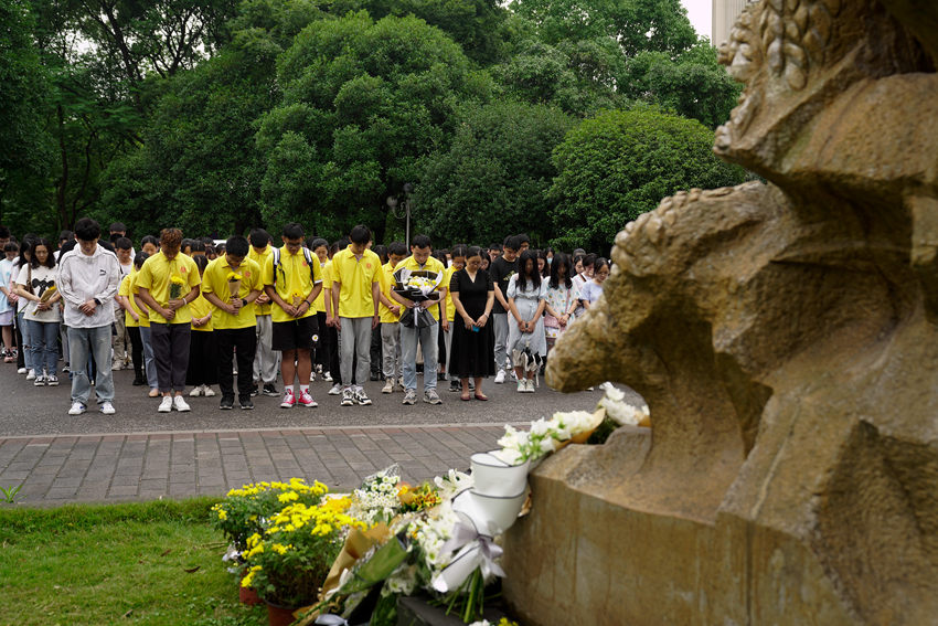 ���ϴ�W�����԰lǰ��У�@���Ԭ¡ƽ����ǰ�I��Ĭ������͢���z 