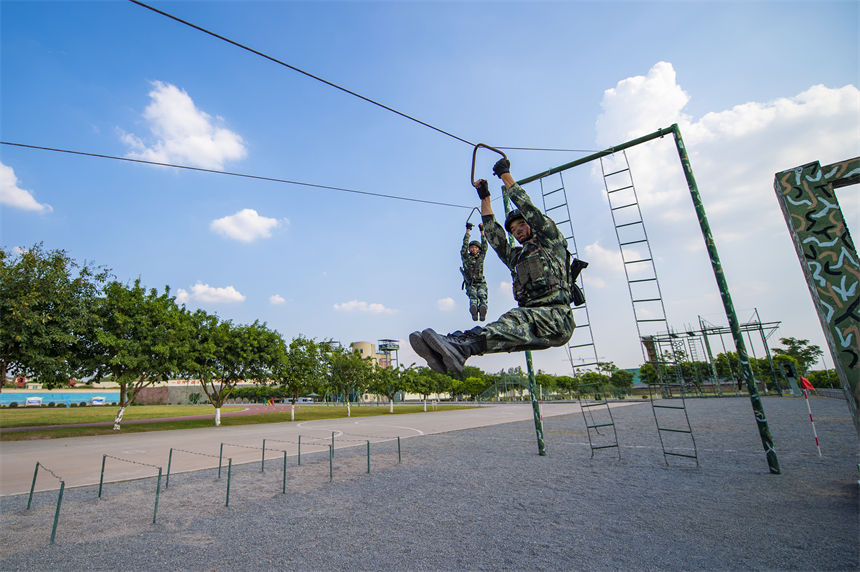 侯ؑcꠙC֧ꠂɲ꠹ٱMͨ^ϵKӖ־ z