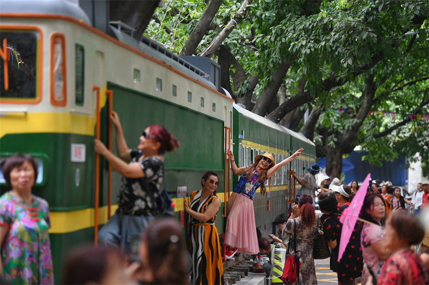 ԡGƤ܇鱳մoϽ˚cz