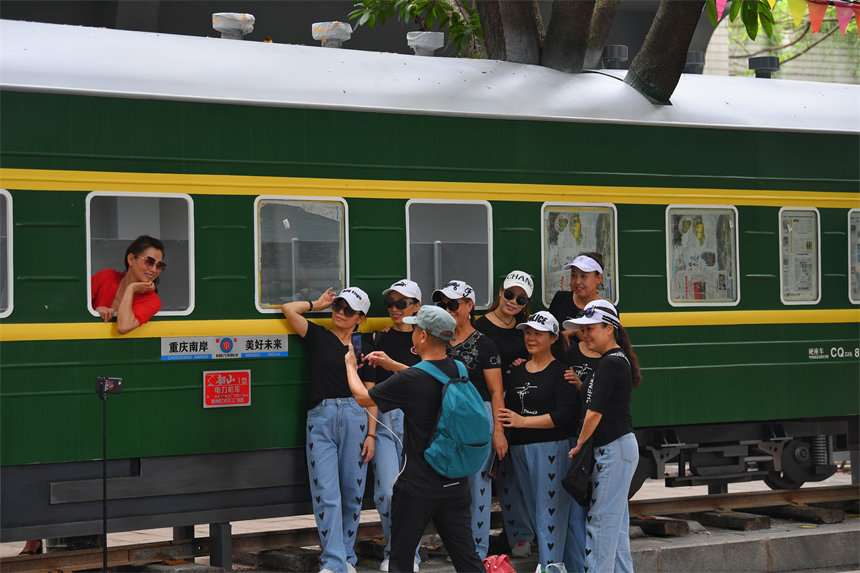 ԡGƤ܇鱳մoϽ˚cz