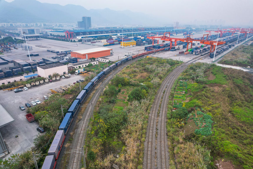 124F·塪f󣩇Hװluz