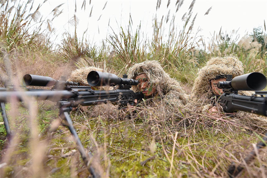 �ѓ����M�ЅfͬӖ������־�z