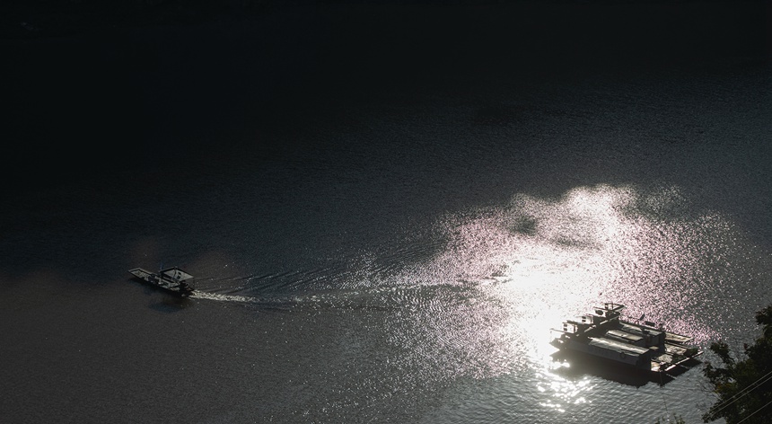 oO꠆T{񂴬ֻLȽ܊z