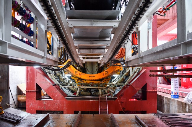 ؑc܉ͨ15̖һC·վʩFuz