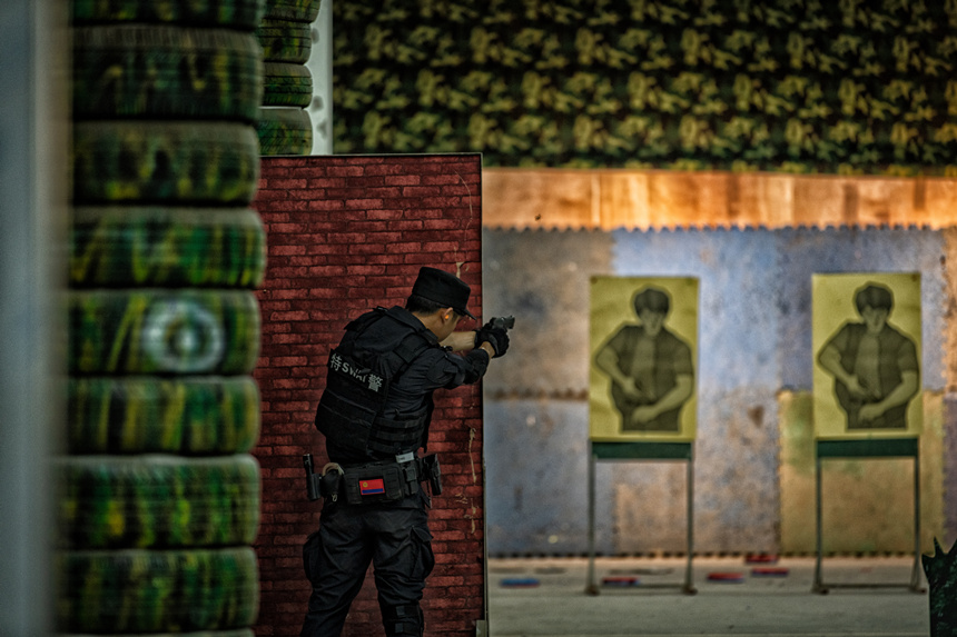 重慶特警綜合實戰演練現場。重慶市公安局供圖