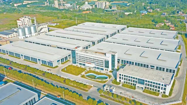 嘉耀家居生產基地。前鋒區融媒體中心供圖