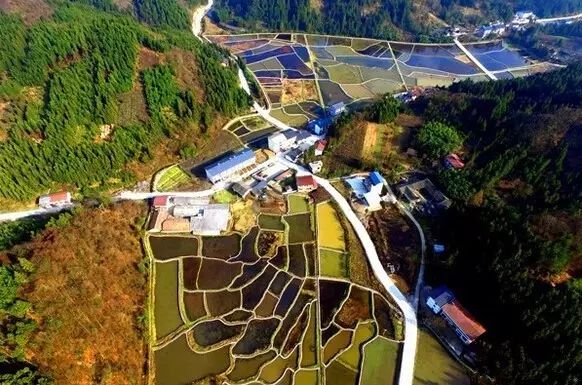 冷水鎮風光 ?圖:石柱發布