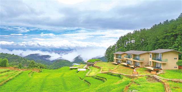 墊江全力打造都市度假的核心承載地，山地運動的體驗地，溫泉康養的目的地，山居生活的體驗地。（圖為全國甲級旅游民宿 墊江“飛蔦集——巴谷·宿集”）