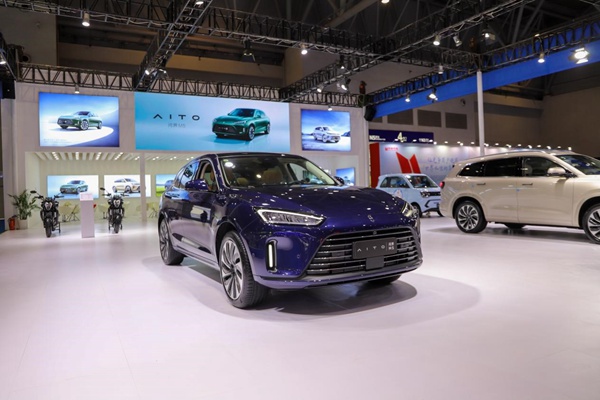 AITO問界M5。小康集團供圖
