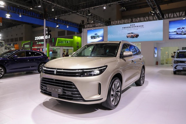 問界M7。小康集團供圖