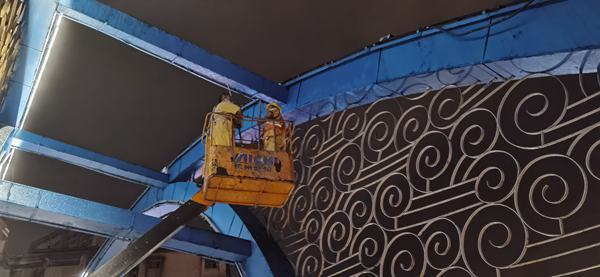 工作人員作業。沙坪壩區市政工程處供圖