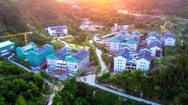 數智森林小鎮大數據中心機房。段斯斯攝