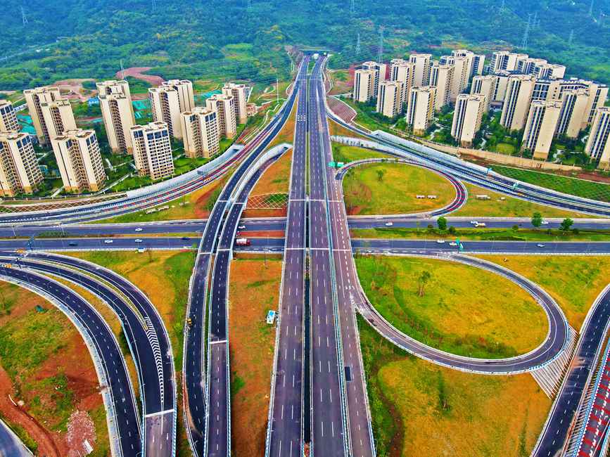 坪山大道順利通過竣工聯合驗收