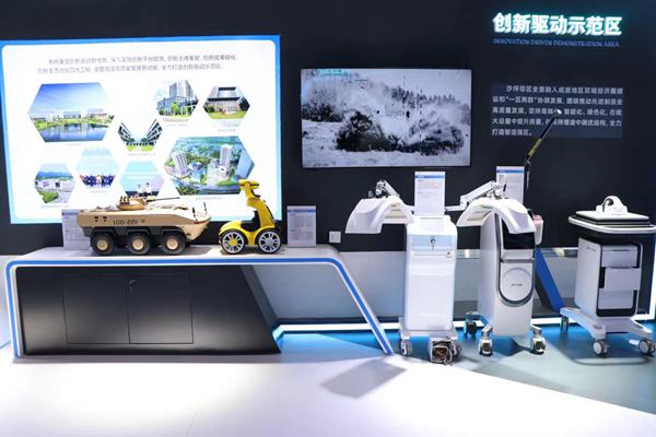 產品展示。胥世鵬攝