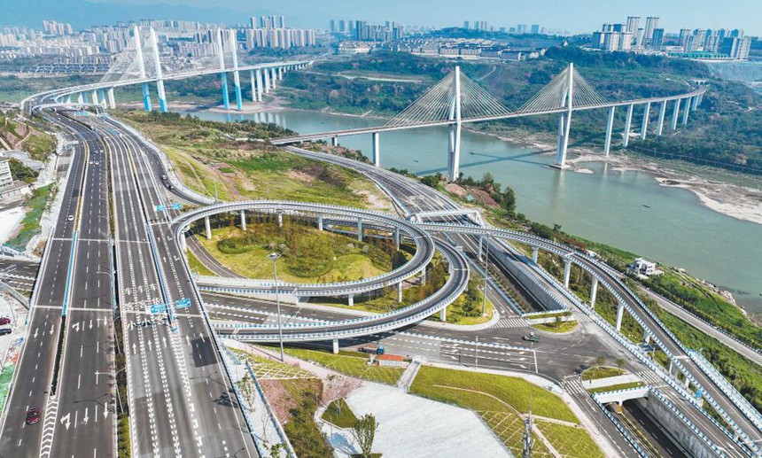 9月13日，兩江新區禮嘉，渦輪造型的金山寺立交。