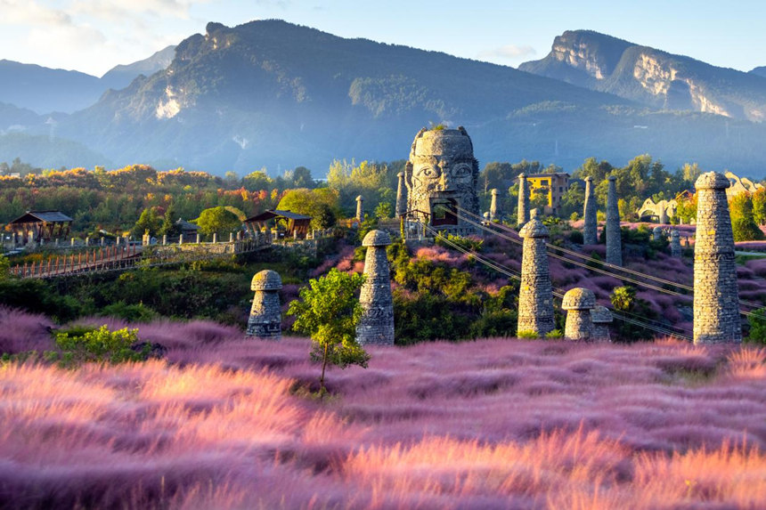 疊石花谷。酉陽旅投供圖