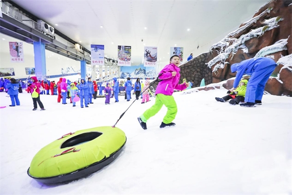 際華園滑雪場。兩江新區黨工委宣傳部供圖