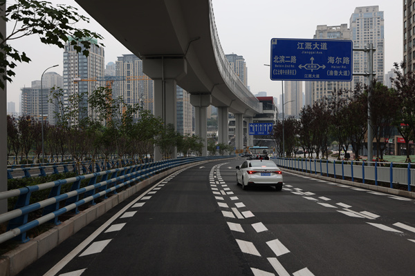 江溉大道通車。江北嘴管委辦供圖?