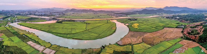 江西省吉安市新干縣沂江鄉九曲灣。李福孫攝（影像中國）