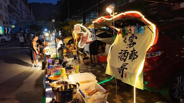 后備箱集市。景區供圖