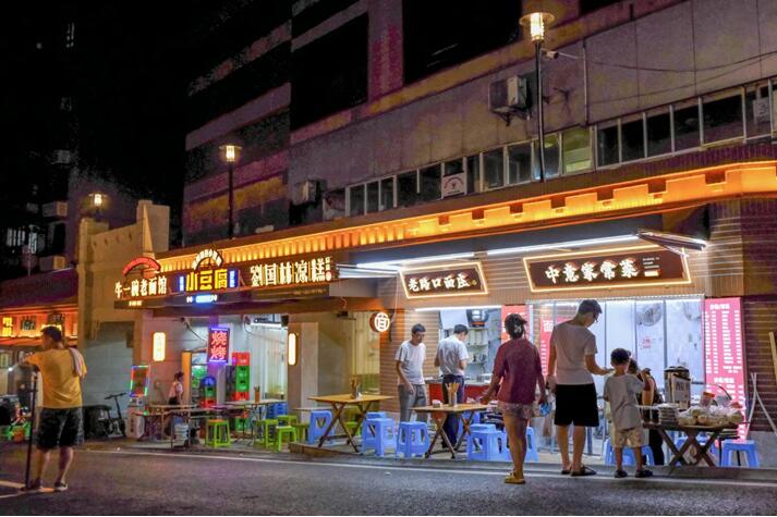 改造完成的國美支路呈現出新的城市風貌。九龍城市更新公司供圖