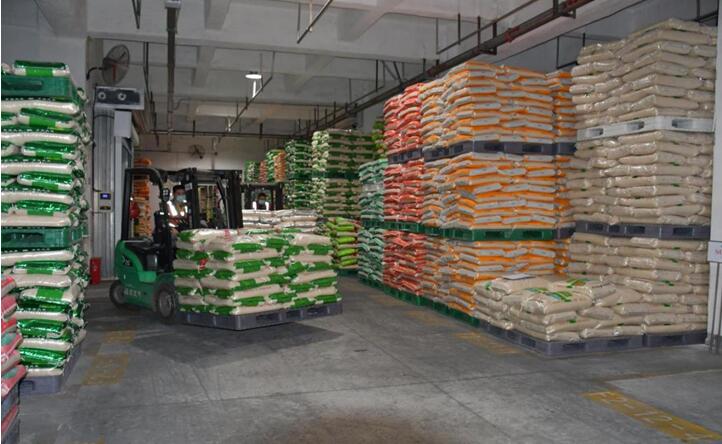 應急成品糧存儲。重慶市儲備糧公司供圖