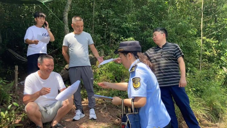 對釣魚者加強禁漁宣傳