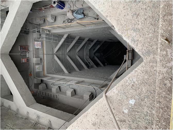 南濱路站5號安全口基坑順利開挖完成。重慶交通開投集團供圖