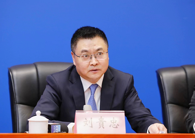 劉貴忠。石濤攝