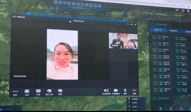                                           巴山渝水顯神韻 數字技術驅動河流治理                            焦磊 胡虹 2023年02月19日                             “千里嘉陵江水色，含煙帶月碧于藍?！碧拼娙死钌屉[寥寥幾筆，便將月光照射之下，嘉陵江水霧彌漫、江碧于藍的美景勾勒成一副動人畫卷。在千里嘉陵江的尾聲，浩浩江水于重慶朝天門直沖萬里長江，呈現出兩江交匯的曠世奇觀，引來游客無數。                【詳細】                           