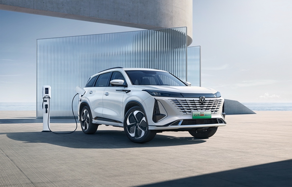 第三代CS75PLUS智電iDD配備28.39kwh大容量電池。 長安汽車供圖