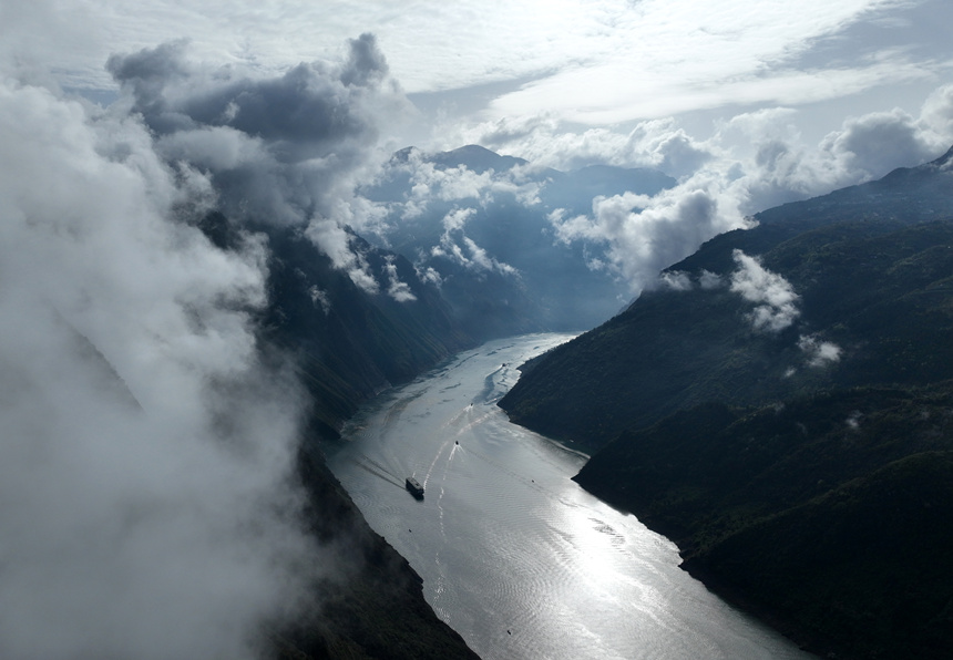 雨過天晴后的巫峽景色。譚瑜州攝