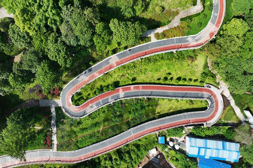 大渡口區重鋼崖線山城步道。楊敏攝