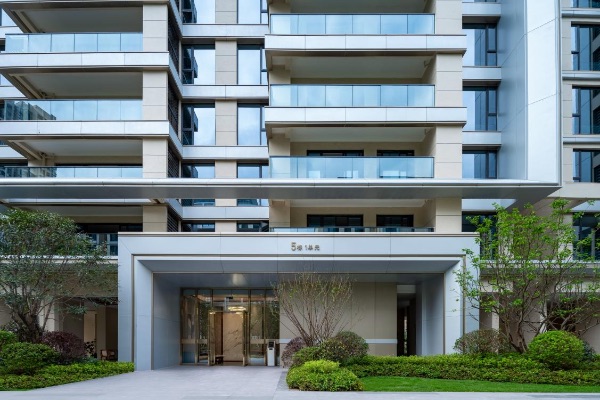 華宇城御璟縵云間交付實景。重慶華宇供圖