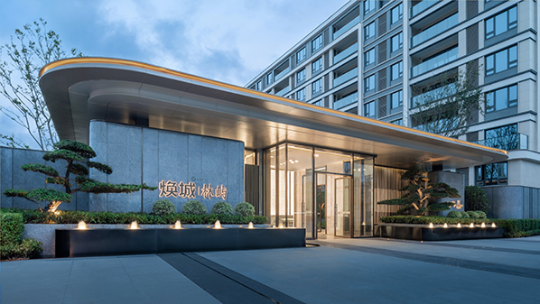 實景示范區開放現場。龍湖供圖