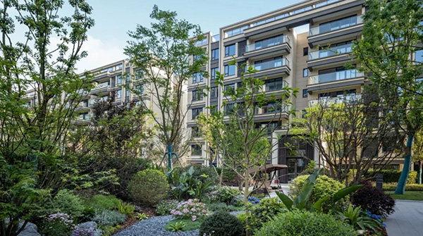 學宸名著交付實景圖。龍湖供圖