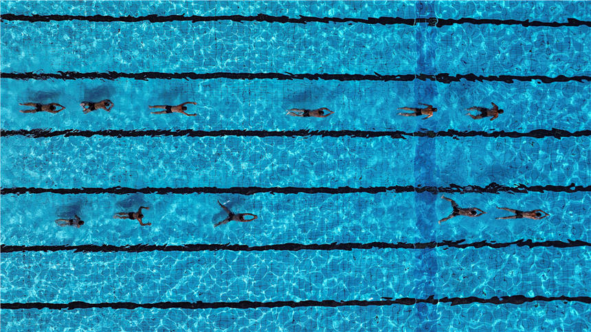 武警重慶總隊船艇支隊組織游泳訓練，官兵們在進行蛙泳練習。唐志勇攝