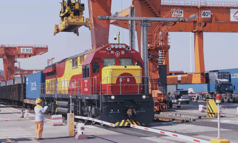 7月18日，一列國際班列從重慶團結村中心站發出。人民網記者 劉祎攝