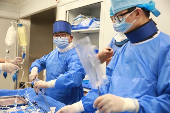 手術現場。重慶松山醫院供圖