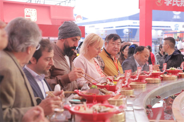 重慶火鍋節現場。德莊供圖