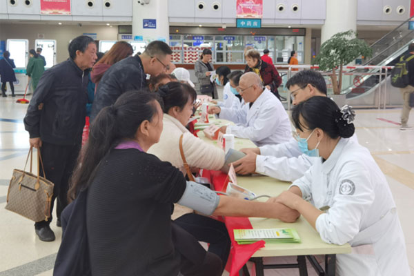 活動現場。重慶大學附屬江津醫院供圖
