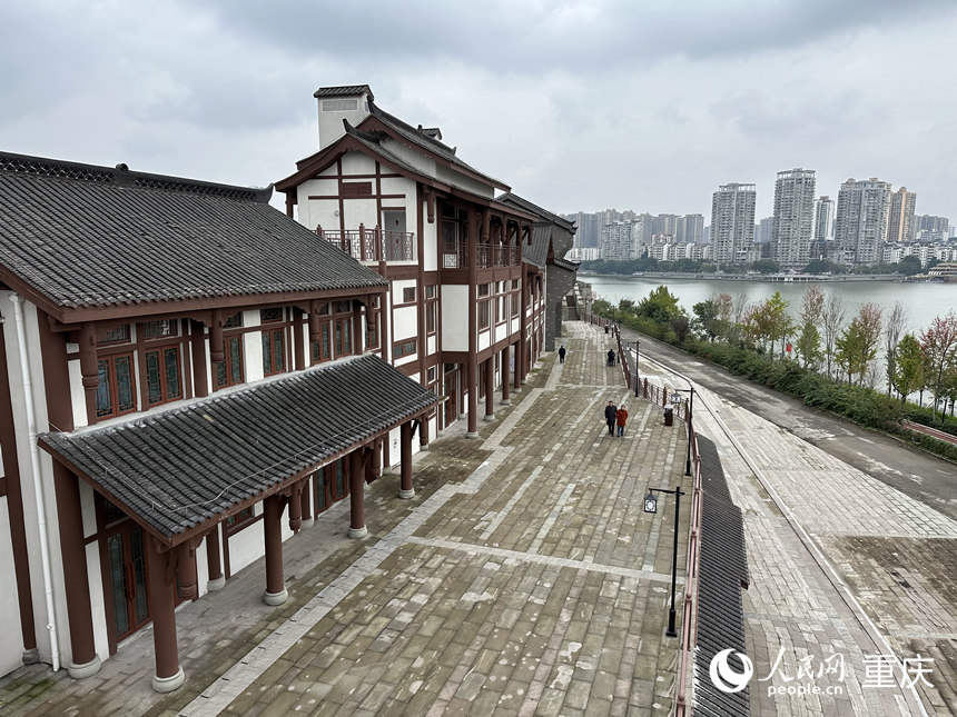 嘉陵江火鍋風情街主體建設已經完成。人民網記者 劉政寧攝