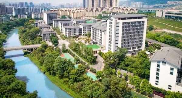 院內現有休養老人約800人。重慶市第一社會福利院供圖