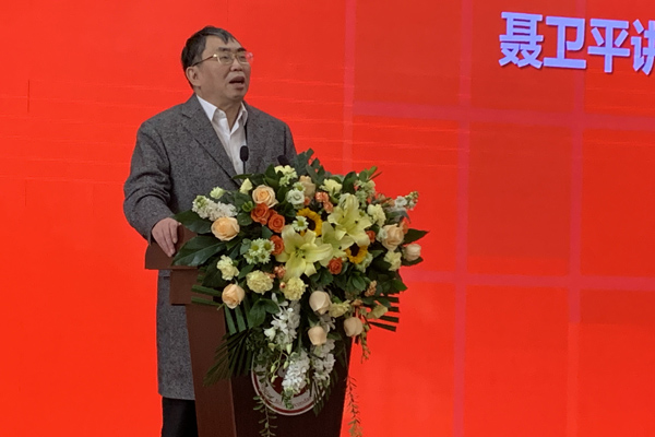 聶衛平講話。蔣開均攝