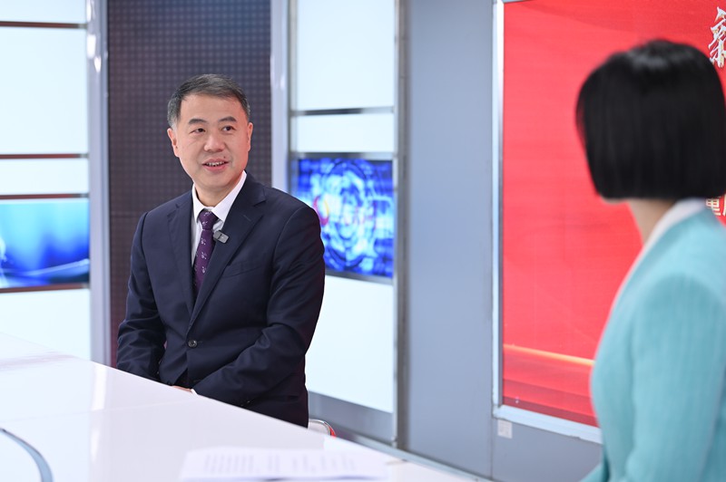 重慶市人大代表、城口縣委書記張繼軍做客人民網重慶頻道、重慶發布“新時代 新征程 新重慶——2024重慶兩會會客廳”系列訪談。鄒樂攝