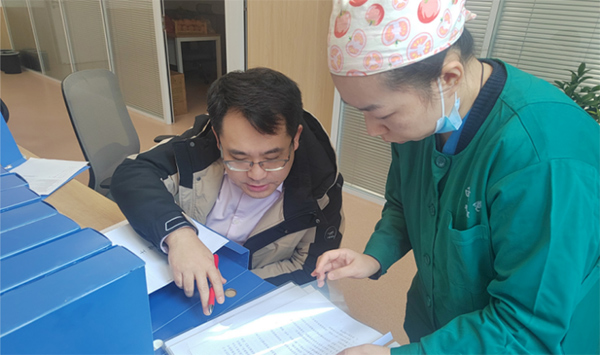 每周的督查指導現場。重慶市九龍坡區第二人民醫院供圖