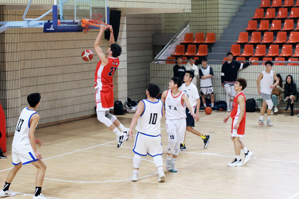 交流賽現場。實習生戚馨月攝