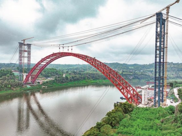 白馬渠江特大橋。前鋒區融媒體中心供圖