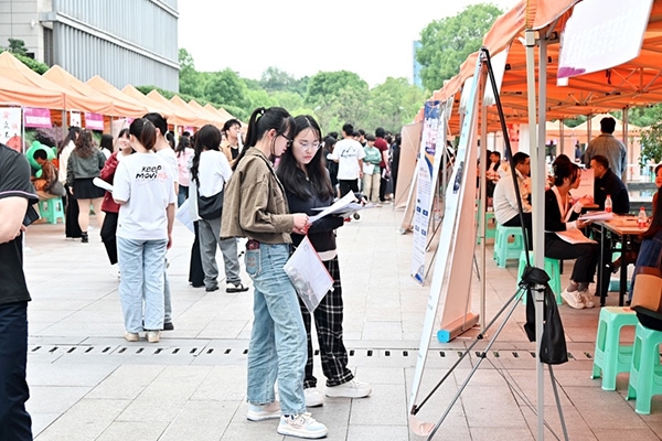當天還同步開展了招聘活動。主辦方供圖
